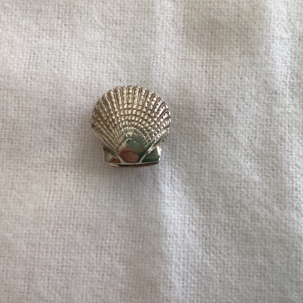Scallop Shell Charm